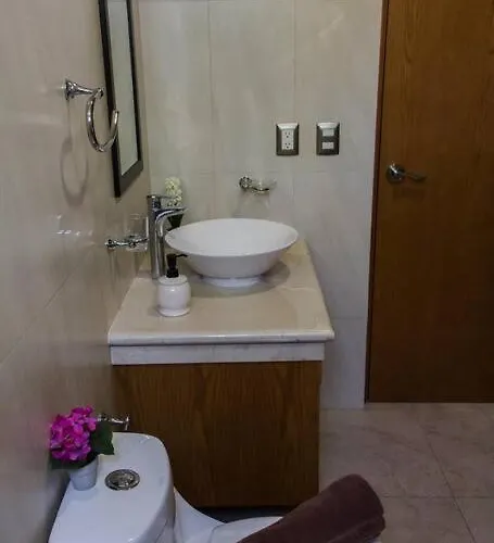 Moderno Departamento, Ubicado En El Corazon De *
